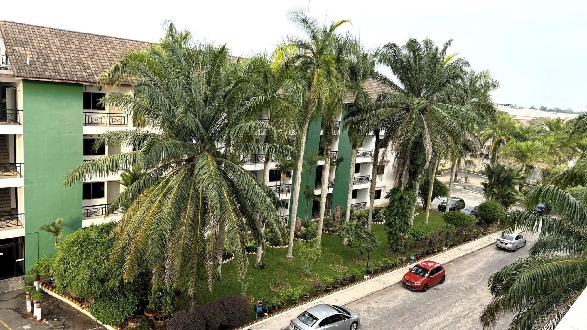 Hotel Green Park Temerloh Exterior photo