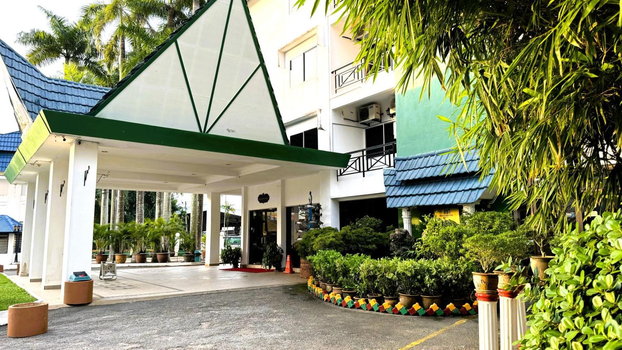 Hotel Green Park Temerloh Exterior photo