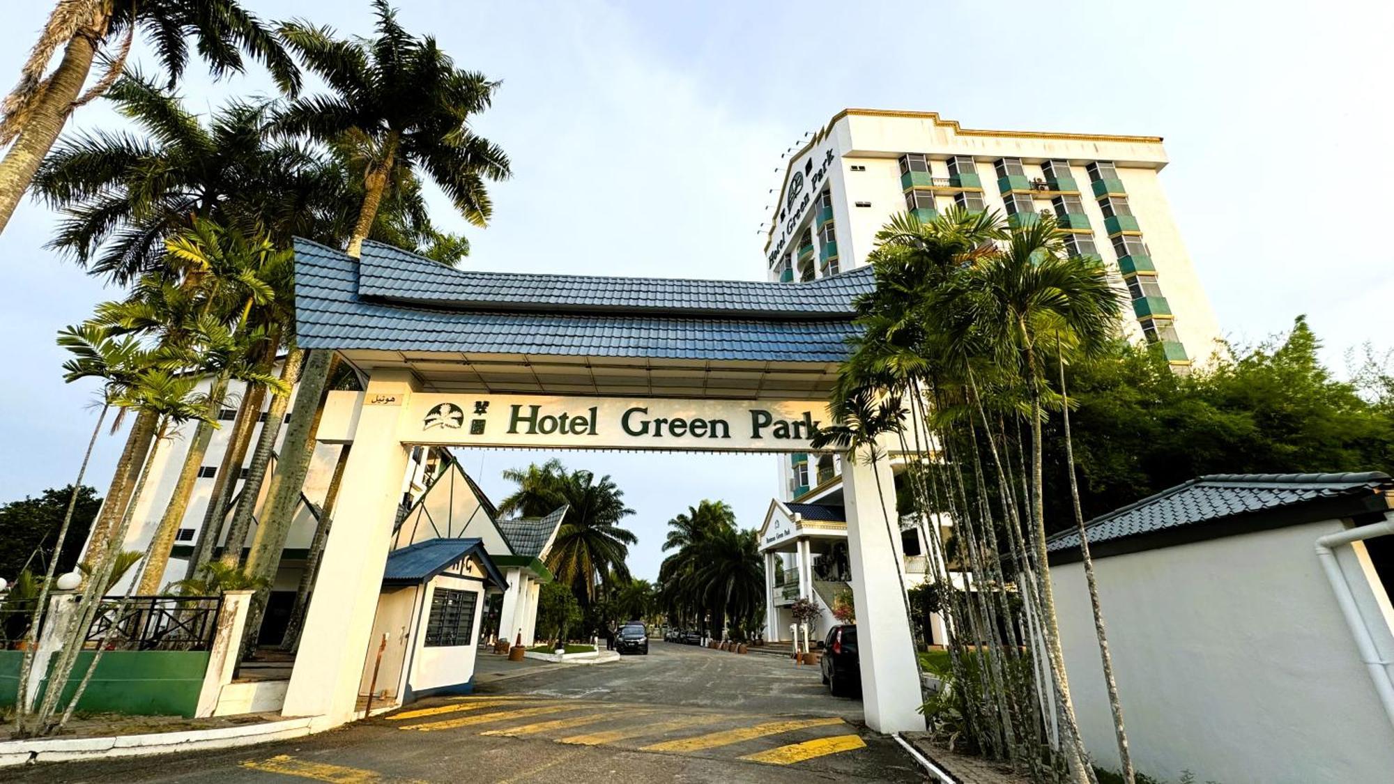 Hotel Green Park Temerloh Exterior photo